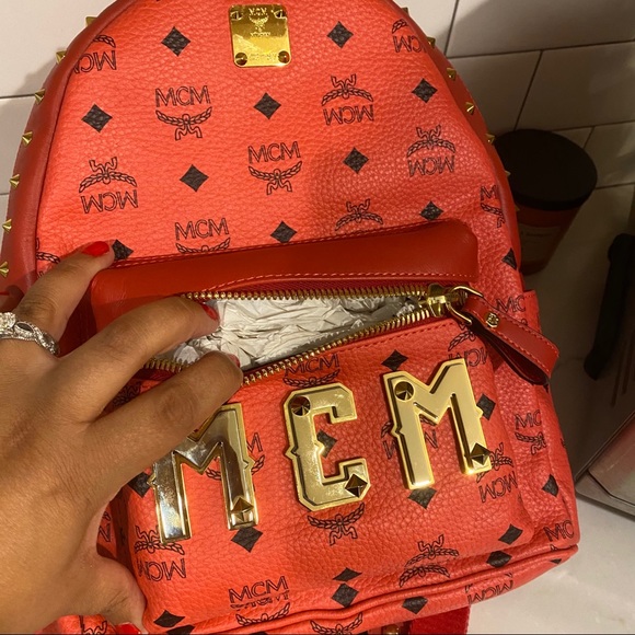 🚫SOLD🚫MCM BACKPACK - Picture 3 of 16